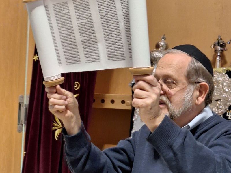 Hr. Rosenkranz mit Thorarolle