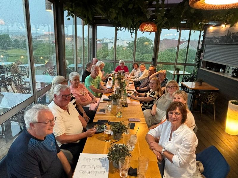 Abendessen im Dachrestaurant 2